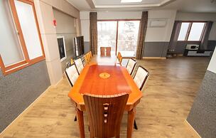 Hyundai Elliot Hotel and Resort