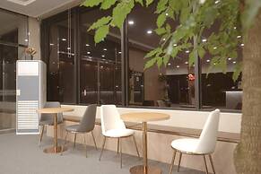 Persimmon Tourist Hotel