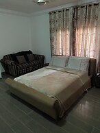 3-bed Apartment, Sleeps 6 With Wi-fi