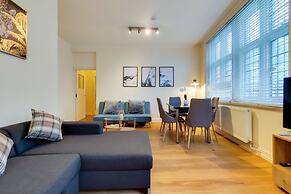 Modern 2 Bed & 2 Bath- Leicester Square