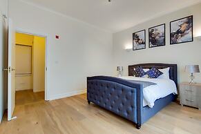 Modern 2 Bed & 2 Bath- Leicester Square