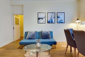 Modern 2 Bed & 2 Bath- Leicester Square