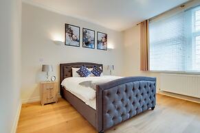 Modern 2 Bed & 2 Bath- Leicester Square