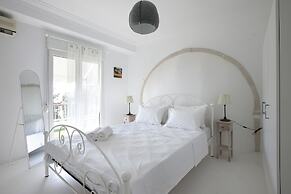 Ano Patisia - A 5th Floor Penthouse