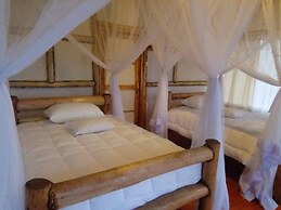 Kazinga Wilderness Safari Camp