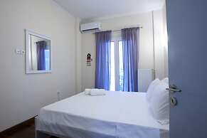 Comfortable Apartment At The Foot of The Odeon of Herodes Atticus