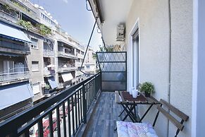 Pop art apartment at Koukaki