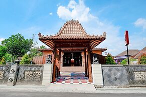 OYO 2327 Pagsis Village