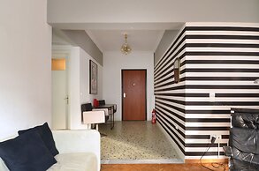 Thiseio a vintage apartment