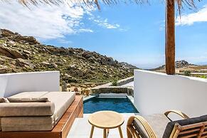 Charisma Hotel and Wellness Suites