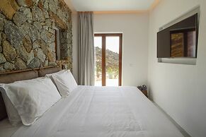 Charisma Hotel and Wellness Suites