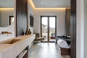 Charisma Hotel and Wellness Suites