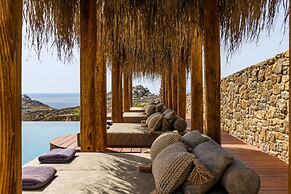 Charisma Hotel and Wellness Suites