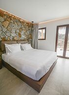 Charisma Hotel and Wellness Suites