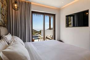 Charisma Hotel and Wellness Suites