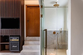 Charisma Hotel and Wellness Suites
