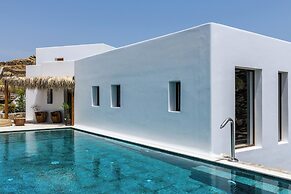 Charisma Hotel and Wellness Suites