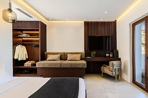 Charisma Hotel and Wellness Suites