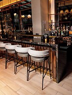 The Draper New York, Tapestry Collection by Hilton