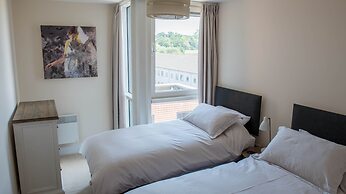 Toothbrush Apartments Waterfront - Adults Only