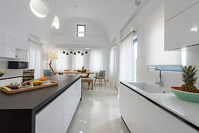 Phaos Cellaria Estate