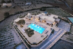 Phaos at Cellaria Estate