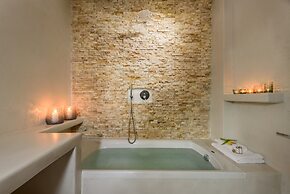 Phaos Cellaria Estate