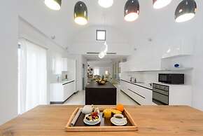 Phaos Cellaria Estate