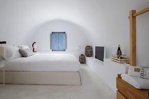 Phaos Cellaria Estate