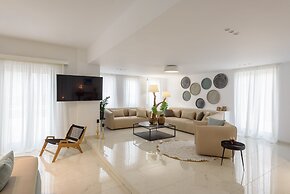 Phaos Cellaria Estate