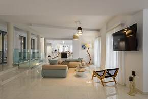 Phaos Cellaria Estate