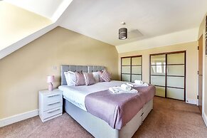 London Heathrow Living Holywell Serviced Houses