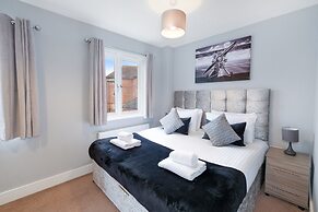 London Heathrow Living Holywell Serviced Houses