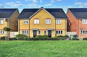 London Heathrow Living Holywell Serviced Houses