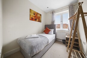 London Heathrow Living Holywell Serviced Houses