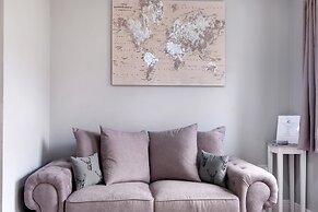 London Heathrow Living Holywell Serviced Houses