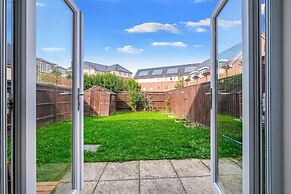 London Heathrow Living Holywell Serviced Houses