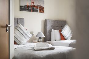 London Heathrow Living Holywell Serviced Houses