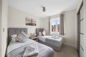 London Heathrow Living Holywell Serviced Houses