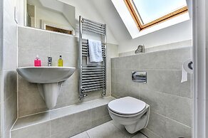 London Heathrow Living Holywell Serviced Houses