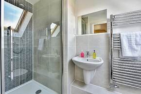 London Heathrow Living Holywell Serviced Houses