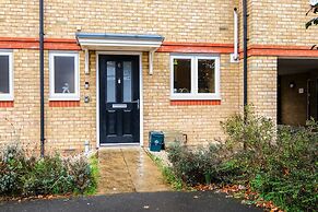 London Heathrow Living Holywell Serviced Houses