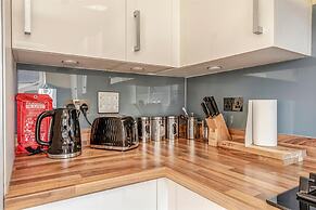 London Heathrow Living Holywell Serviced Houses