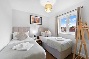 London Heathrow Living Holywell Serviced Houses