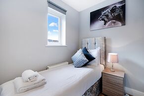 London Heathrow Living Holywell Serviced Houses