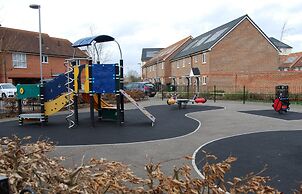 London Heathrow Living Holywell Serviced Houses