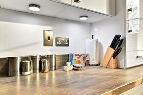 London Heathrow Living Holywell Serviced Houses