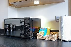 London Heathrow Living Holywell Serviced Houses