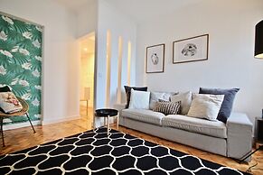 Akicity Amoreiras Amber