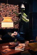 Chic & Basic Gravity